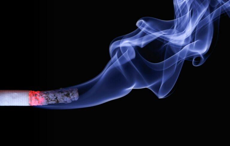How Smoking Affects Your Blood Vessels